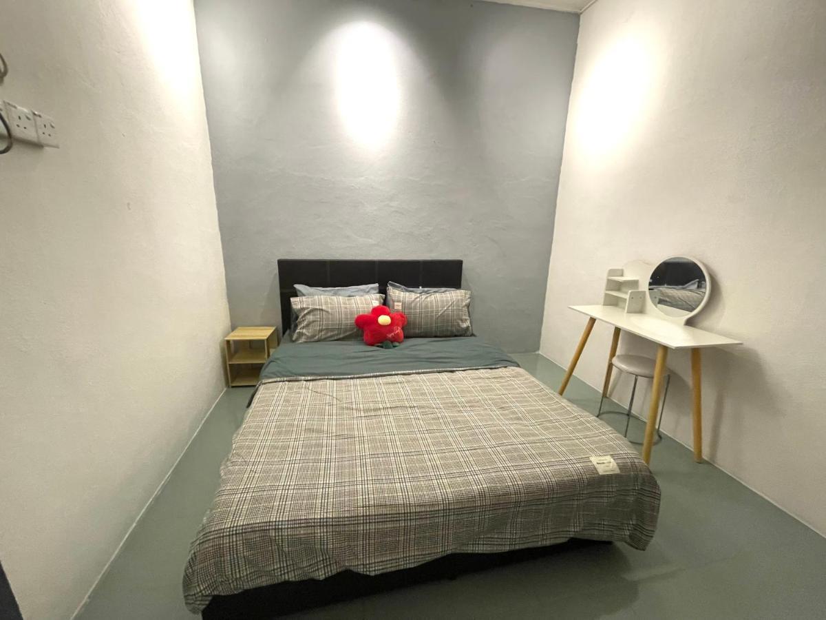 Heritage Cozy Entire 3 Bedroom House At Kijang Alma בוקיט מרטג'אם מראה חיצוני תמונה