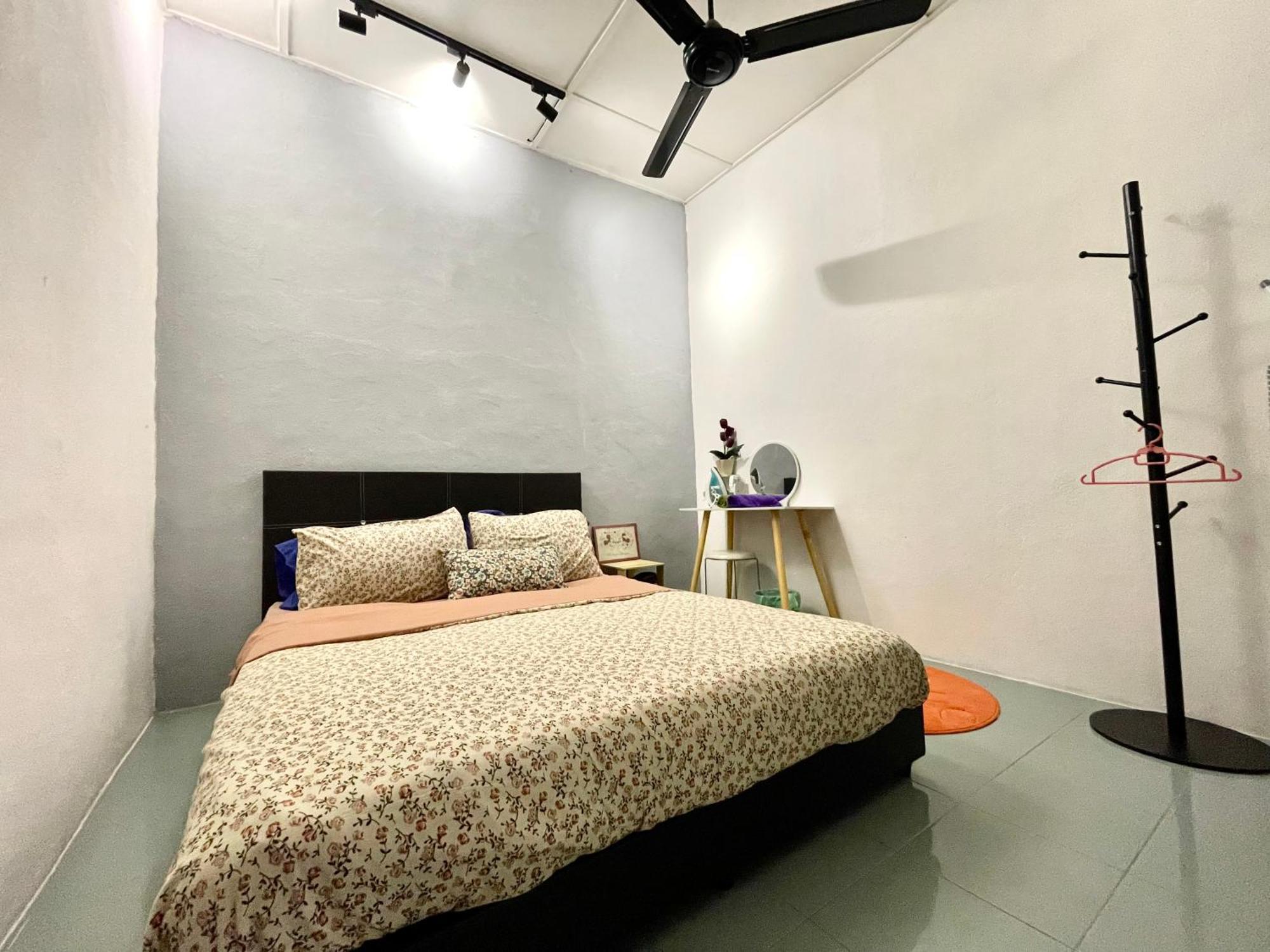 Heritage Cozy Entire 3 Bedroom House At Kijang Alma בוקיט מרטג'אם מראה חיצוני תמונה